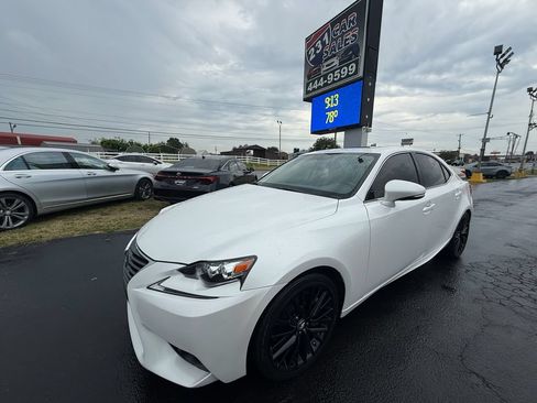 Used 2016 Lexus IS 300 AWD w/ Navigation System Package image 8