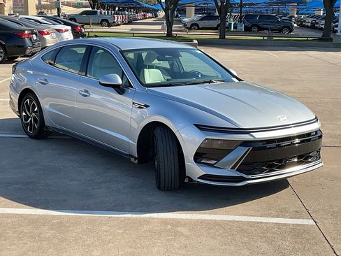 Used 2025 Hyundai Sonata SEL image 4