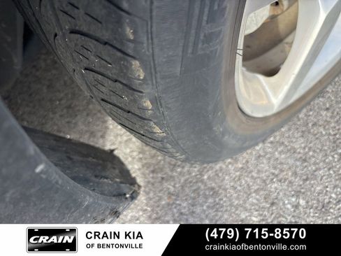 Used 2013 Chevrolet Camaro LT image 13