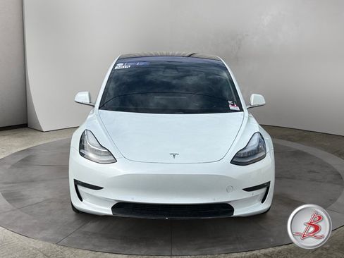 Used 2018 Tesla Model 3 Long Range AWD/4WD image 2