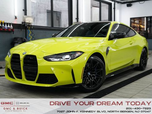 Used 2023 BMW M4 xDrive Competition w/ M Carbon Exterior Package AWD/4WD image 1