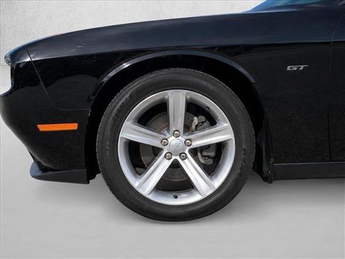 Used 2018 Dodge Challenger GT w/ GT Interior Package AWD/4WD image 10