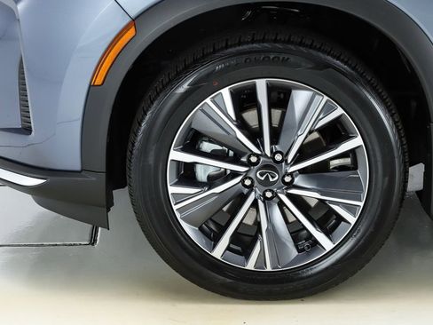 New 2026 INFINITI QX60 Luxe w/ Cargo Package FWD image 5