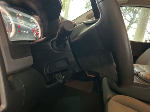 Used 2014 RAM 1500 Express image 30