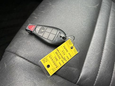 Used 2011 Dodge Challenger R/T image 31