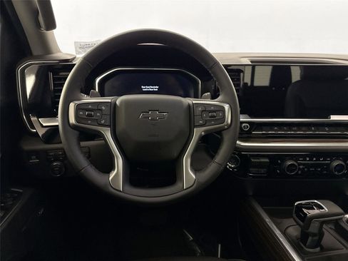 Used 2026 Chevrolet Silverado 1500 RST w/ Convenience Package II AWD/4WD image 32