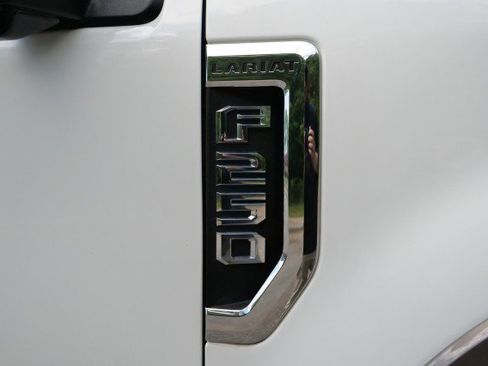 Used 2021 Ford F250 Lariat w/ Lariat Ultimate Package image 52