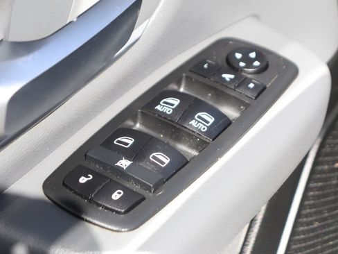 Used 2020 RAM 1500 Lone Star RWD image 19
