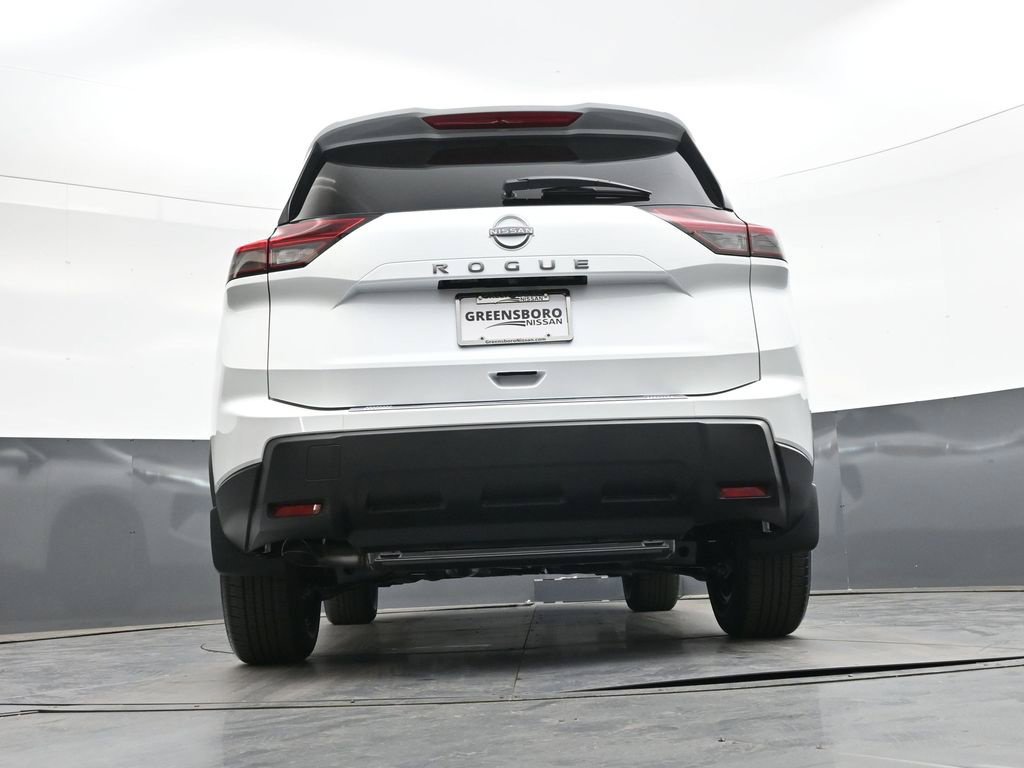Certified 2026 Nissan Rogue SV FWD image 43