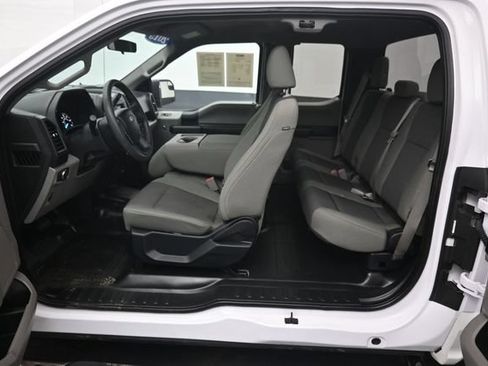 Used 2015 Ford F150 XL w/ Equipment Group 101A Mid RWD image 10