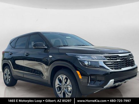 New 2026 Kia Seltos LX FWD image 1