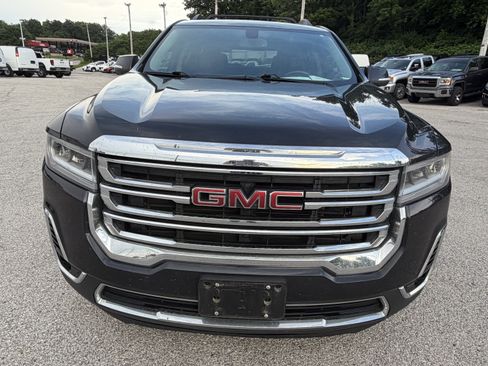 Used 2020 GMC Acadia SLT FWD image 2