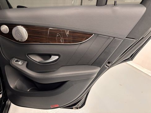 Used 2022 Mercedes-Benz GLC 300 4MATIC Coupe image 26