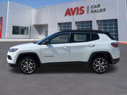 Used 2025 Jeep Compass Limited AWD/4WD image 10