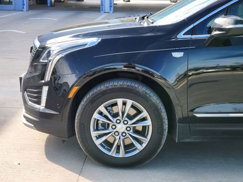 Used 2023 Cadillac XT5 Premium Luxury w/ Technology Package image 10
