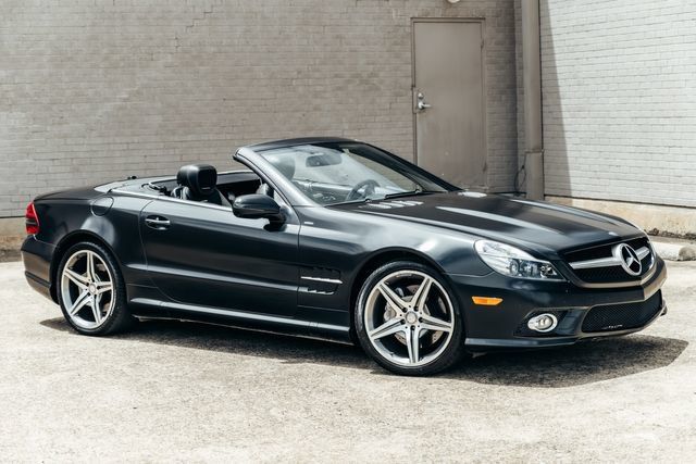 Used 2011 Mercedes-Benz SL 550 image 37