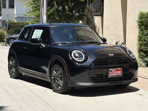 New 2026 MINI Cooper 2-Door Hardtop FWD image 2