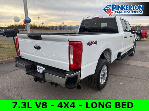 Used 2024 Ford F250 XLT image 4