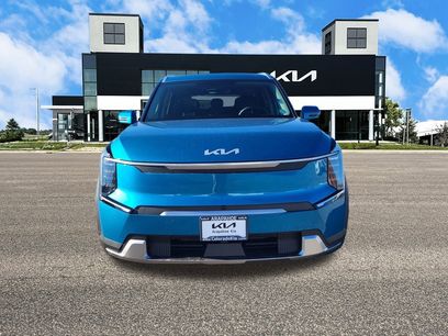 New 2026 Kia EV9 Wind