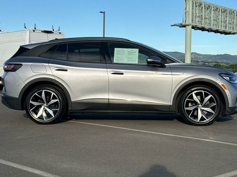 Certified 2023 Volkswagen ID.4 Pro S image 3