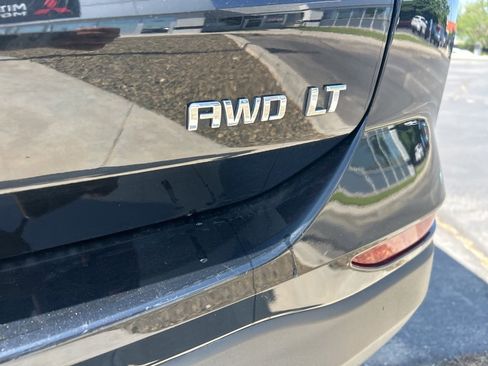 Used 2023 Chevrolet Equinox LT w/ Driver Convenience Package image 10