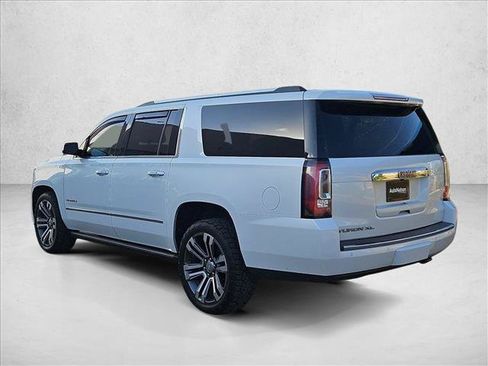 Used 2019 GMC Yukon XL Denali w/ Denali Ultimate Package AWD/4WD image 8