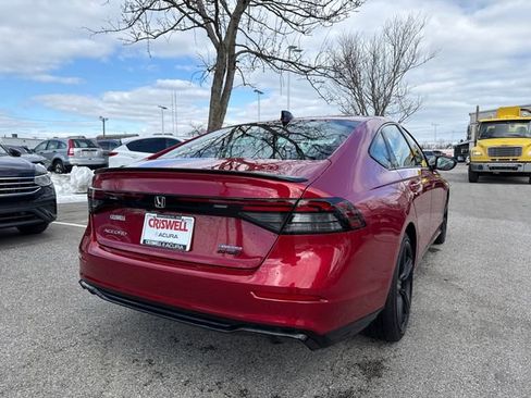 Used 2025 Honda Accord Sport image 5
