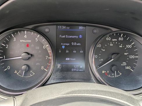 Used 2018 Nissan Rogue SL w/ Premium Package FWD image 11