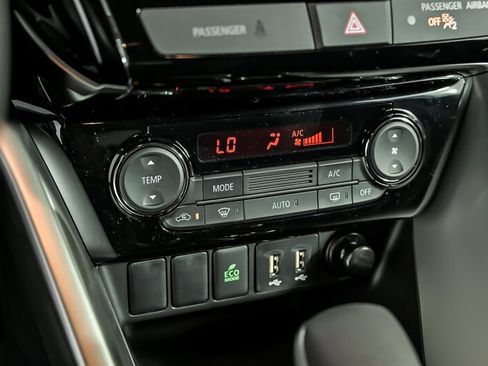 New 2026 Mitsubishi Eclipse Cross LE AWD/4WD image 24
