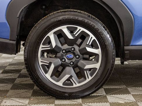 Used 2025 Subaru Forester AWD/4WD image 50