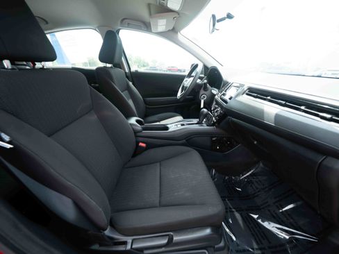 Used 2016 Honda HR-V LX image 27