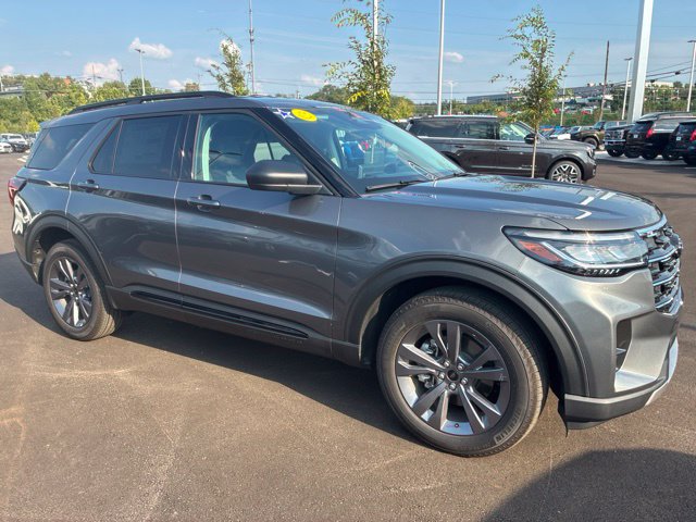 New 2026 Ford Explorer Active w/ Active Comfort Package AWD/4WD image 12