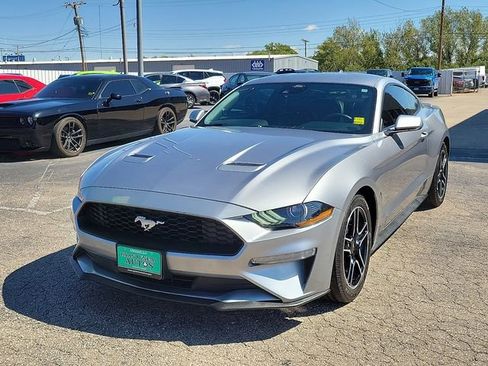 Used 2022 Ford Mustang Premium image 7