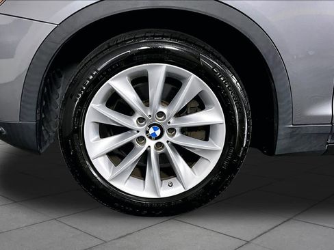 Used 2017 BMW X3 sDrive28i RWD image 9