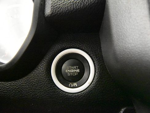 Used 2021 RAM 1500 Big Horn image 20