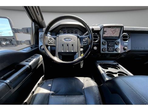 Used 2015 Ford F350 Lariat w/ Lariat Ultimate Package AWD/4WD image 8