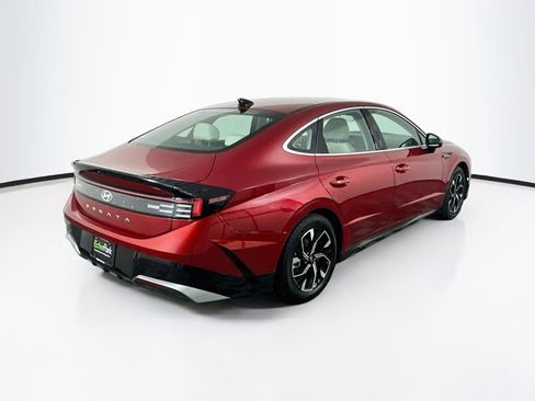 Used 2025 Hyundai Sonata SEL FWD image 9
