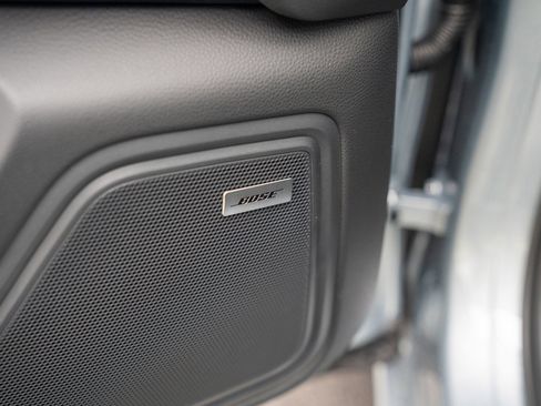 New 2026 Porsche Macan Turbo image 11