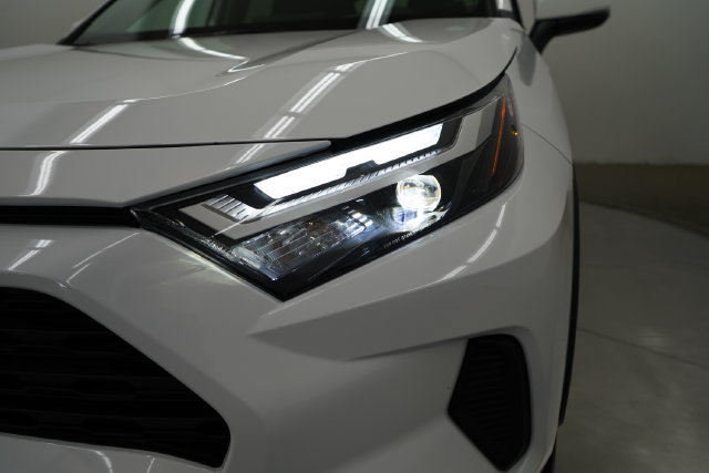Used 2025 Toyota RAV4 XLE AWD/4WD image 46