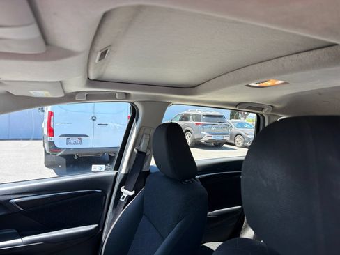 Used 2016 Honda Fit EX image 9