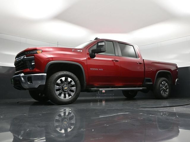 Used 2024 Chevrolet Silverado 3500 LT w/ Convenience Package AWD/4WD image 60