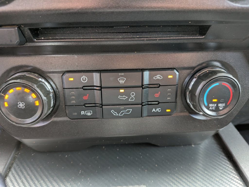 Certified 2018 Ford F150 XLT w/ Equipment Group 302A Luxury AWD/4WD image 28