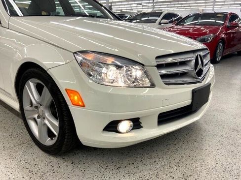 Used 2011 Mercedes-Benz C 300 Sedan image 38