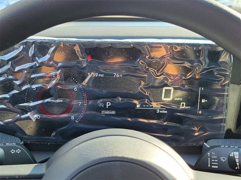 New 2026 Nissan Kicks SV image 9