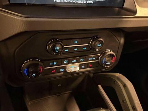 Used 2024 Ford Bronco Everglades AWD/4WD image 27