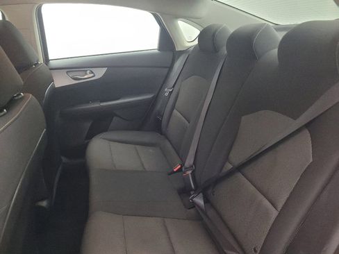 Used 2023 Kia Forte LXS w/ LXS Technology Package FWD image 18