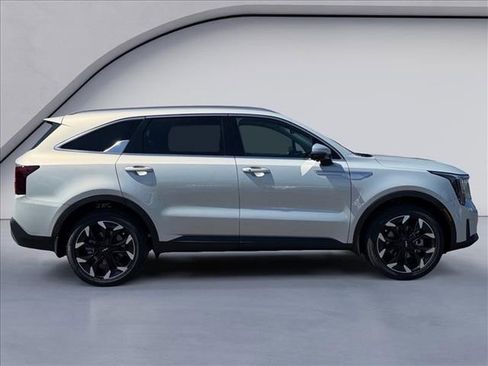 New 2026 Kia Sorento SX image 6