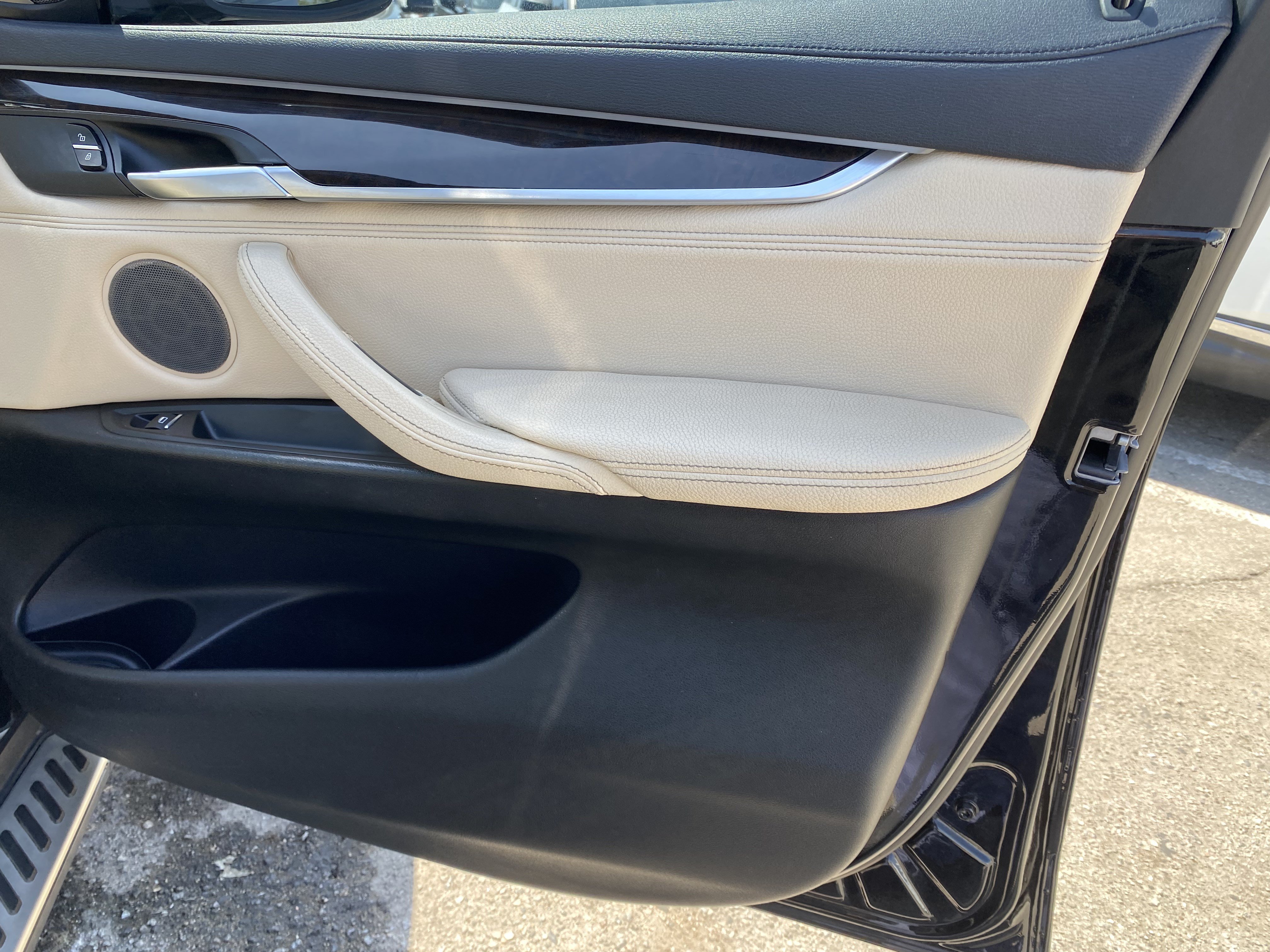 Used 2018 BMW X6 sDrive35i RWD image 28