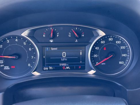 Used 2024 GMC Terrain SLE image 14