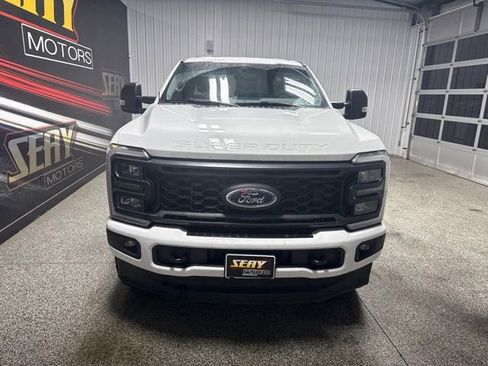 Used 2023 Ford F250 XL w/ STX Appearance Package AWD/4WD image 15